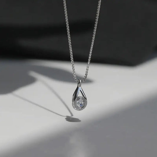 Silver Veil Waterdrop Necklace Simple -  Stylish Collarbone Chain - Elegant Silvery Finish