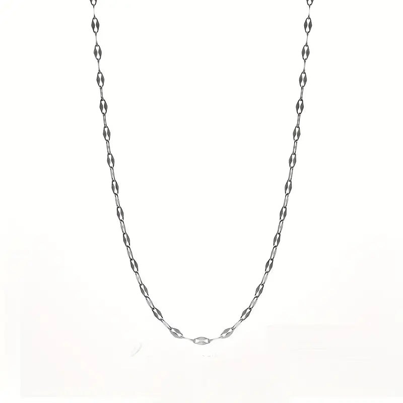 Elegant Stainless Steel Lips Chain Necklace for Men - Stylish Minimalist Design, Golden-Tone Finish